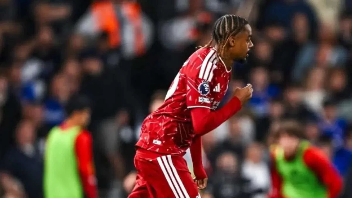 Debut Bradley Barcola Bersama Liverpool