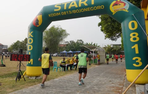 Jaga Kesiapan Fisik Prima, Ratusan Prajurit Kodim Bojonegoro Genjot Stamina di Garjas Periodik