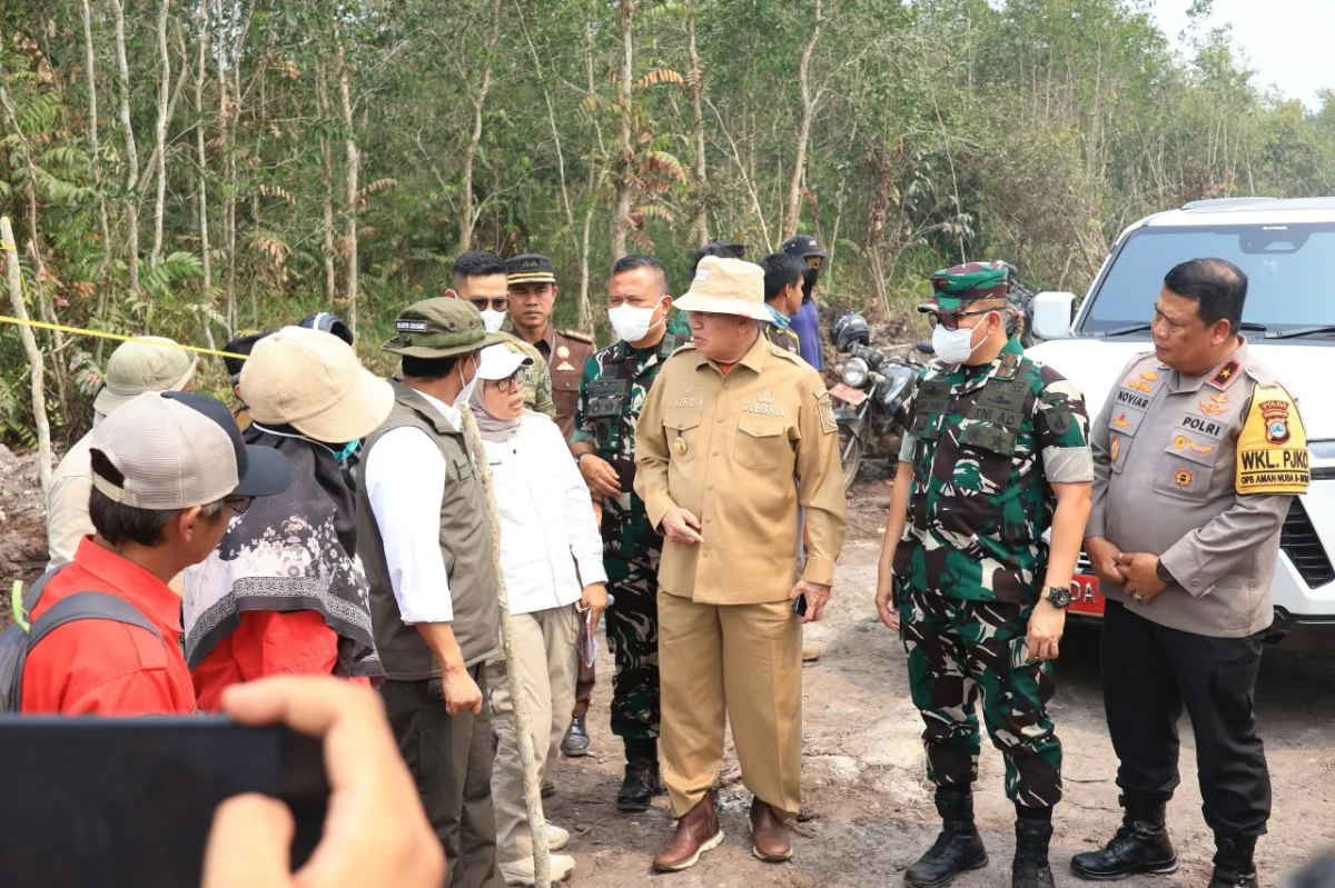 Danlanud Sjamsudin Noor Dampingi Menhut RI Tinjau Hutan Lindung Liang Anggang, Perkuat Sinergi Penanganan Karhutla