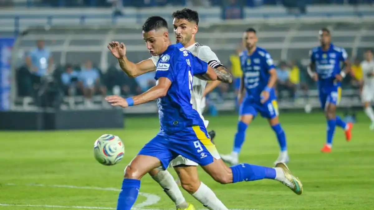 Persib Amankan Tiga Poin atas Persik, Tolic Soroti Perjuangan Tim