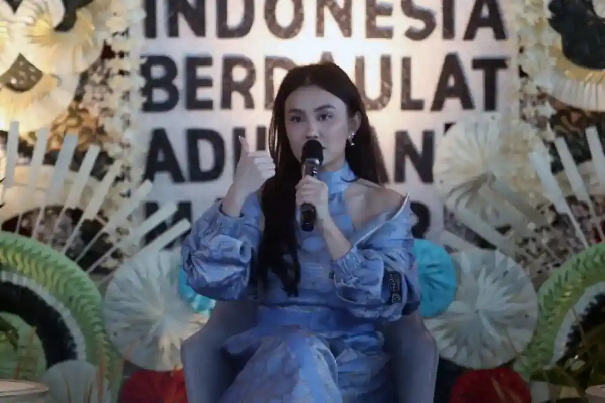 Agnez Mo Siap Tampil di Film Berbahasa Inggris Bersama Nicolas Cage