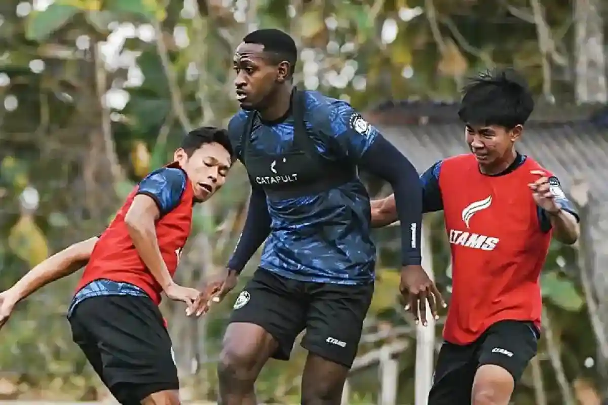 Andre Caldas Tekankan Semangat Juang sebagai Kunci Kebangkitan Arema FC