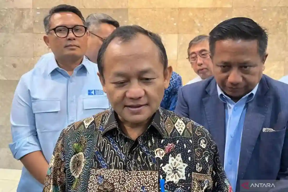 Industri Kendaraan Listrik dan Tantangan TKDN Menuju 2027