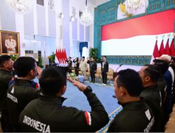 Pecahkan Rekor Dunia di SEA Games 2025, Lifter TNI Rizki Juniansyah Dianugerahi Kenaikan Pangkat Luar Biasa
