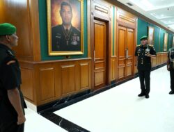 Perkuat Regenerasi Kepemimpinan Gubernur Akmil Pimpin Sertijab dan Tradisi Warga