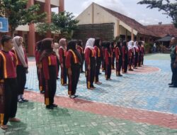 Babinsa Sosialisasi Korps Kadet RI Ke SMKN I Gesi