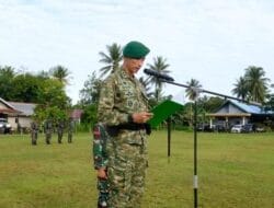 Perkokoh Kemanunggalan TNI dan Rakyat, Dansatgas TMMD Pimpin Upacara 17-an