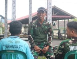 Humanis dan Akrab, Letda Inf Iskan Dwi Wardana Bangun Komsos Bersama Warga Kampung Tering Lama