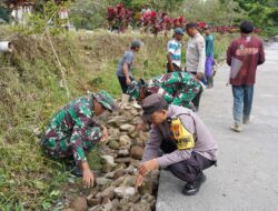 Pemasangan Berem Jalan Terus Dikebut Satgas TMMD Ke 127 Kodim 0808/Blitar Bersama Warga