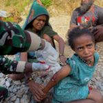 Tiga Warga Distrik Sinak Terluka Akibat Penembakan OPM, Dievakuasi dengan Bantuan TNI dan Warga