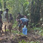 Progres TMMD ke-128 Kodim 1801/Manokwari: Satgas Fokus Selesaikan Pembuatan Kusen dan Pondasi Rumah Warga