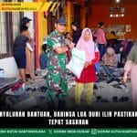 Kawal Penyaluran Bantuan, Babinsa Loa Duri Ilir Pastikan Bantuan Tepat Sasaran