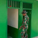 TMMD Ke-129 Kodim 1807/Sorong Selatan Rampungkan Rehab 5 Unit MCK, Tingkatkan Kualitas Sanitasi Warga Kampung Sesor
