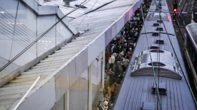 Peningkatan Jadwal Perjalanan KRL Lintas Bogor untuk Mengatasi Kepadatan Penumpang