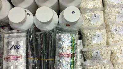 Penyitaan Massal Obat Tradisional Ilegal di Indonesia