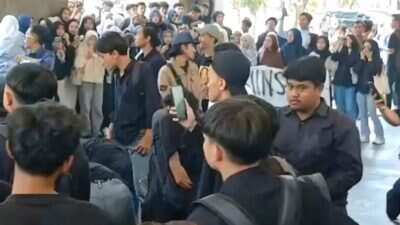 Tuntutan Mahasiswa UINSA Terhadap Pelantikan Rektor
