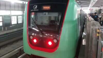 Tarif Khusus LRT Kelapa Gading–Manggarai Selama Delapan Hari