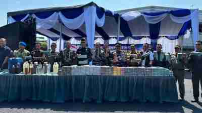 TNI AL Berhasil Menggagalkan Penyelundupan Rokok dan Miras Ilegal di Jatim