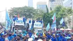 Kontras Sinyal Komunikasi dalam Aksi Buruh dan Mahasiswa