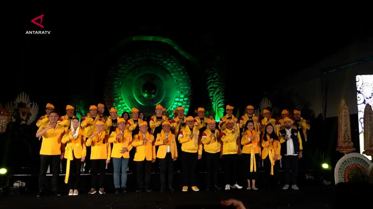Bahlil Dorong Anak Muda dan Gen Z Masuk Politik Bersama Golkar
