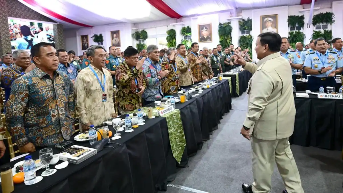 Prabowo Dorong Rekrutmen TNI-Polri Utamakan Kecerdasan, Kacamata Tak Lagi Jadi Hambatan