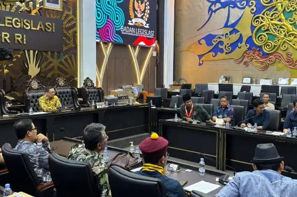 Koalisi Sipil Dorong Fraksi Golkar Buka Jalan Hak Angket soal Polemik Ijazah Gibran