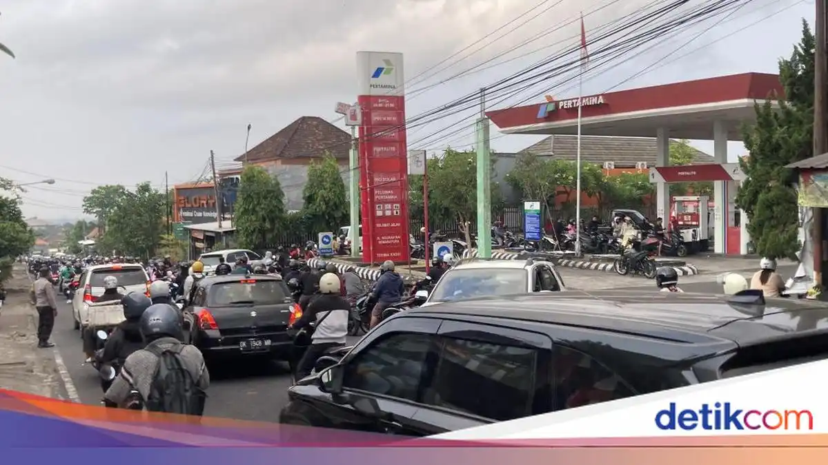 Pertamina Jelaskan Penyebab Kelangkaan BBM dan Antrean Kendaraan di Bali