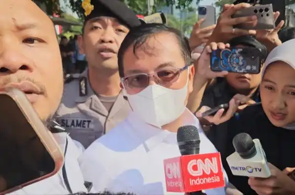 Rustian Pulang dari KPK, Statusnya Masih Saksi dalam Perkara OTT BNPB